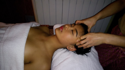 massage thaï - tête, épaules, dos